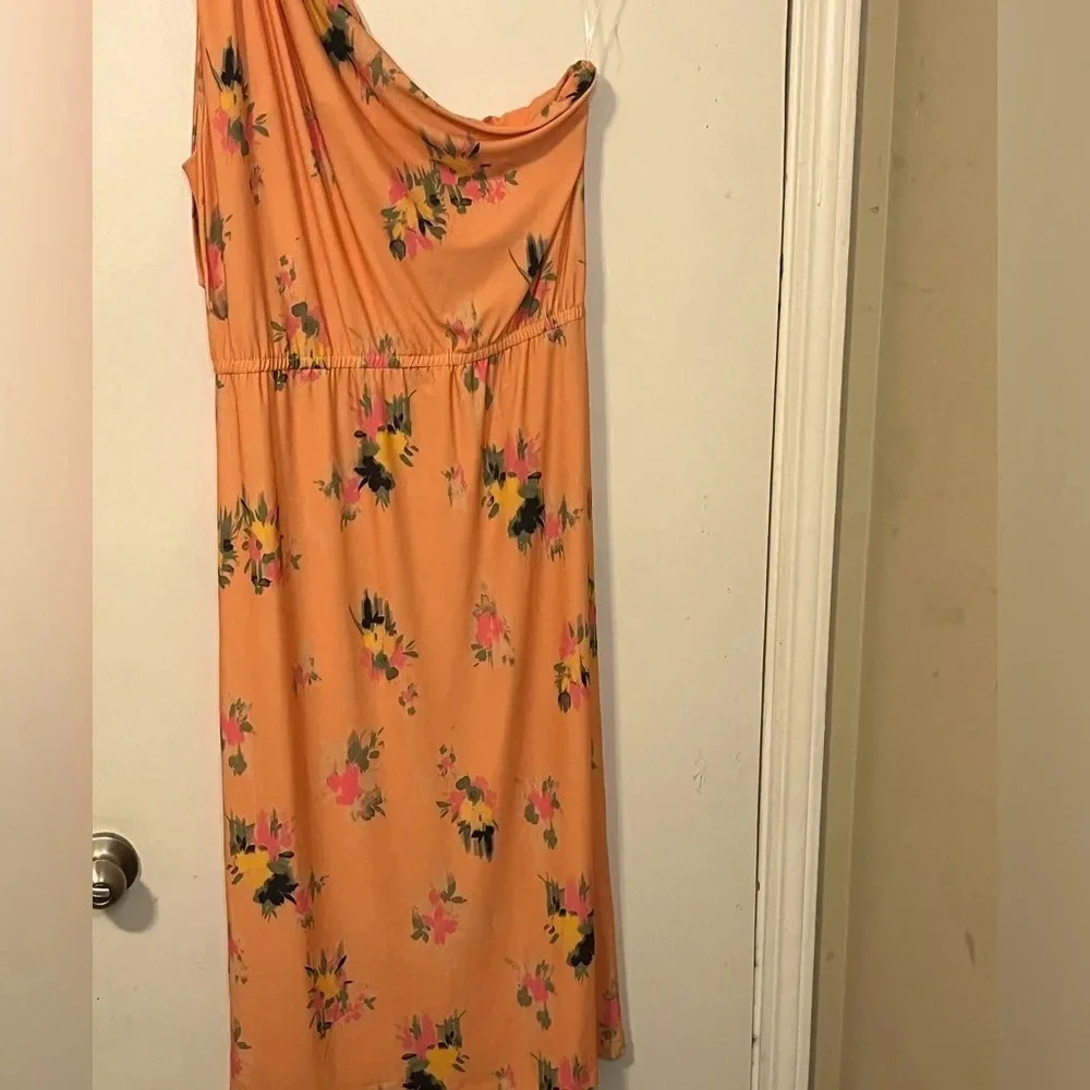 Steve Madden Matte Jersey Floral flattering one shoulder midi dress. Size XL - Picture 5 of 17